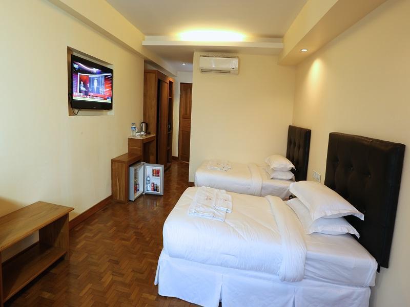 Queen'S Park Hotel Yangon Luaran gambar
