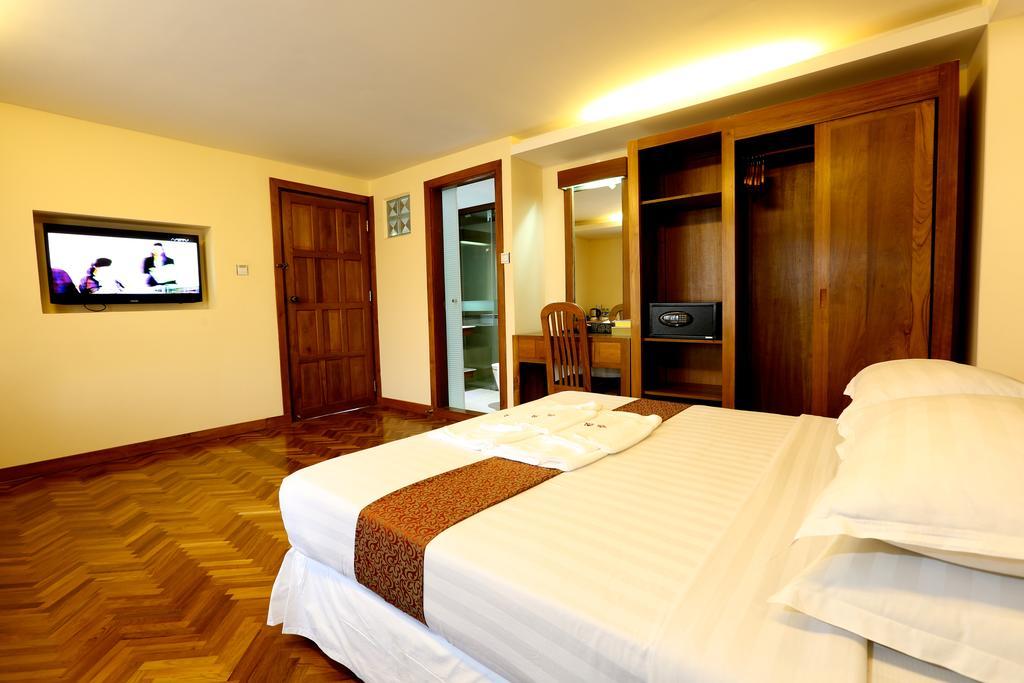Queen'S Park Hotel Yangon Luaran gambar