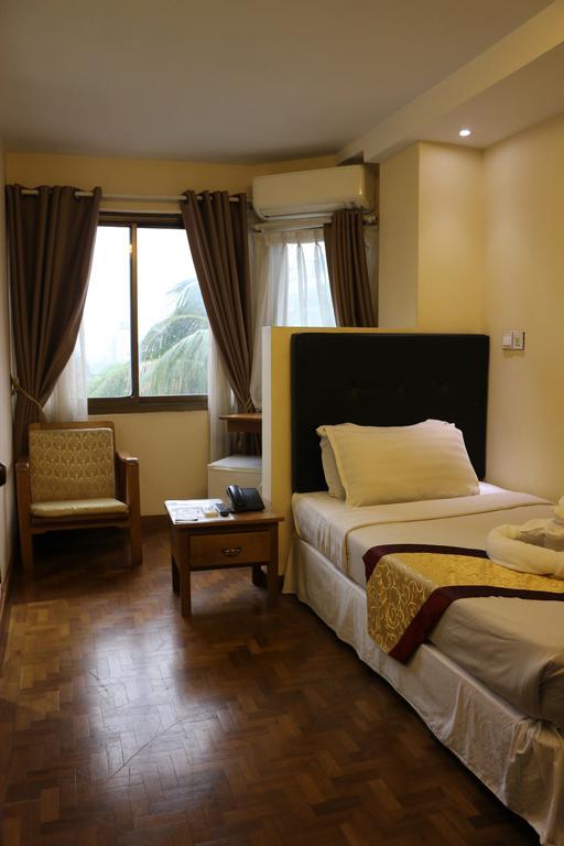 Queen'S Park Hotel Yangon Luaran gambar