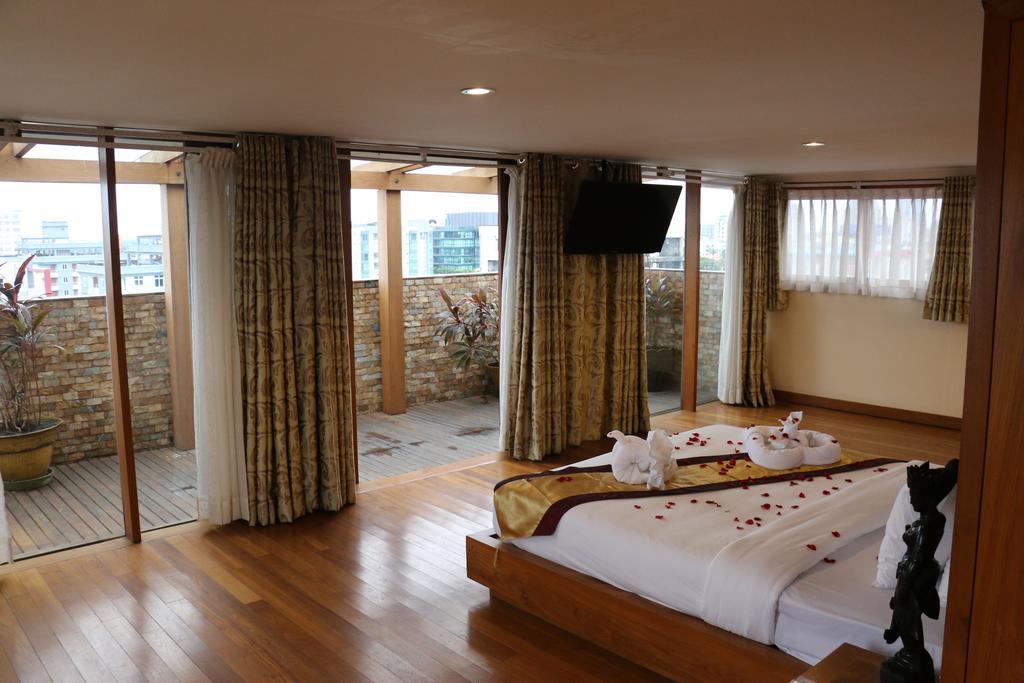 Queen'S Park Hotel Yangon Luaran gambar