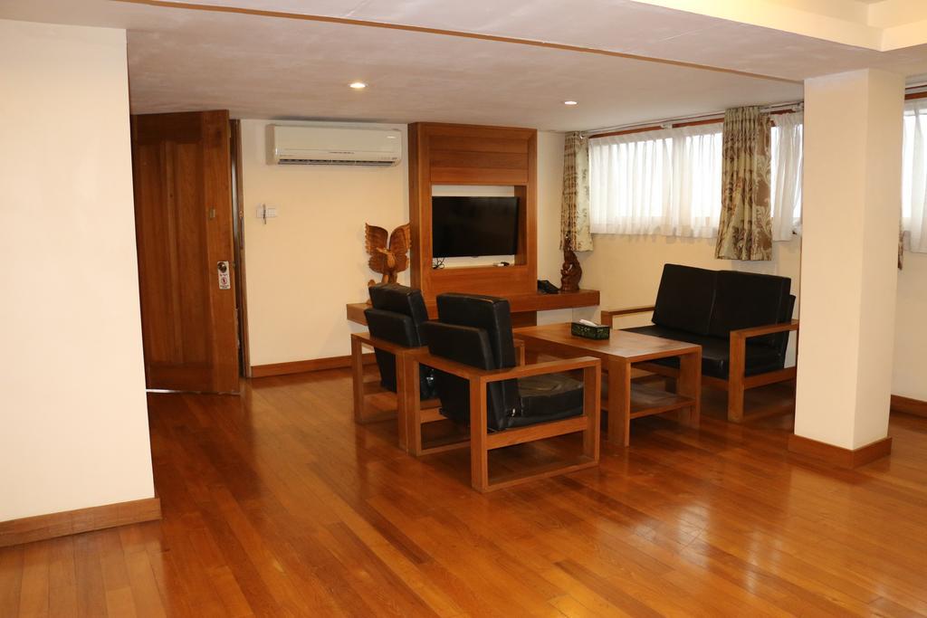 Queen'S Park Hotel Yangon Luaran gambar